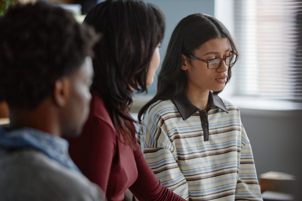 How to choose between an inpatient and outpatient program?